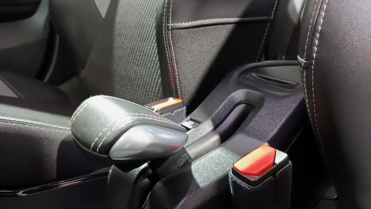 peugeot-2008-2016-gasolina-1199cc