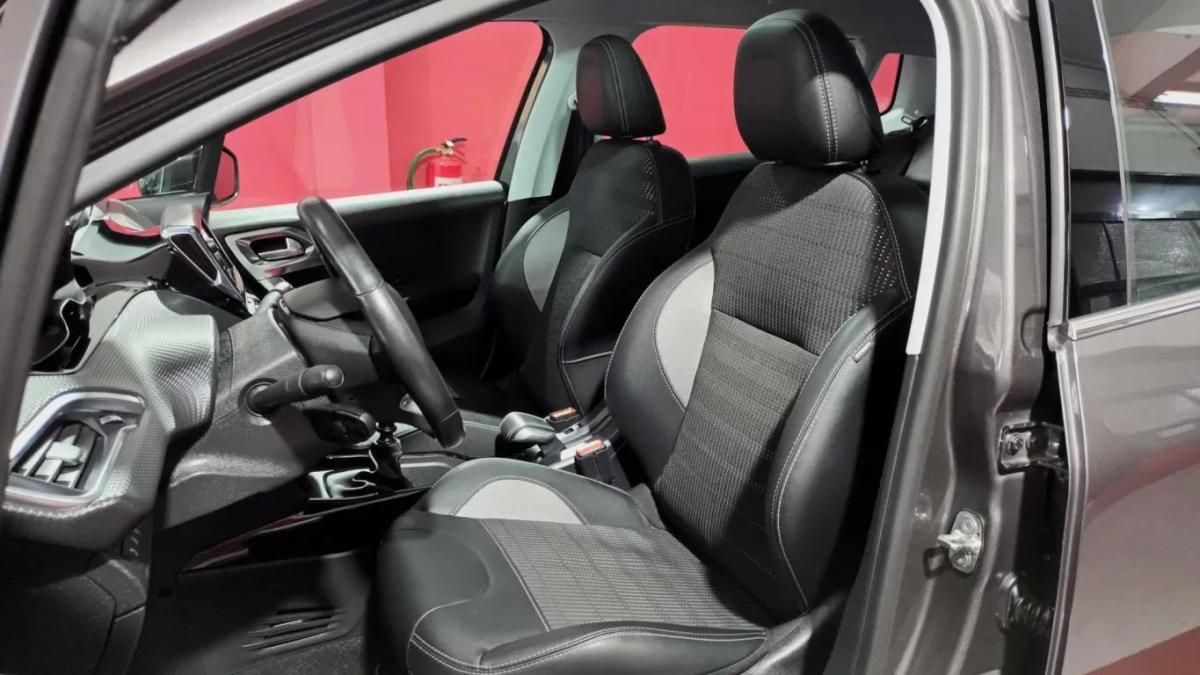peugeot-2008-2016-gasolina-1199cc