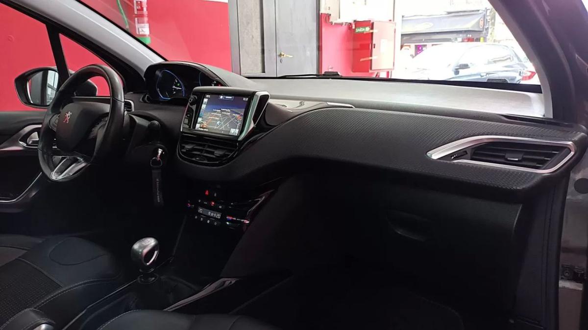 peugeot-2008-2016-gasolina-1199cc