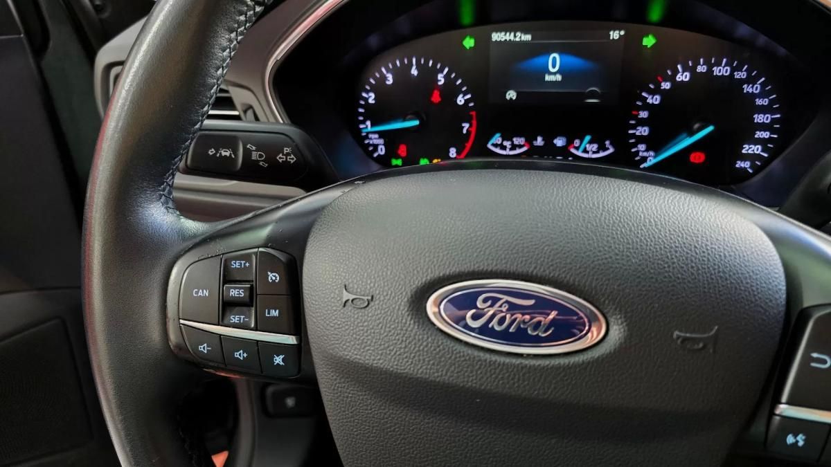 ford-focus-2020-gasolina-998cc