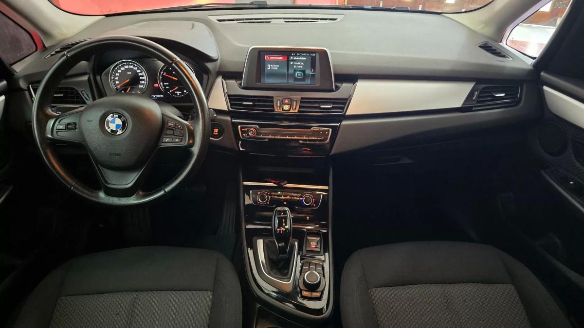 bmw-serie-2-2018-diesel-1496cc