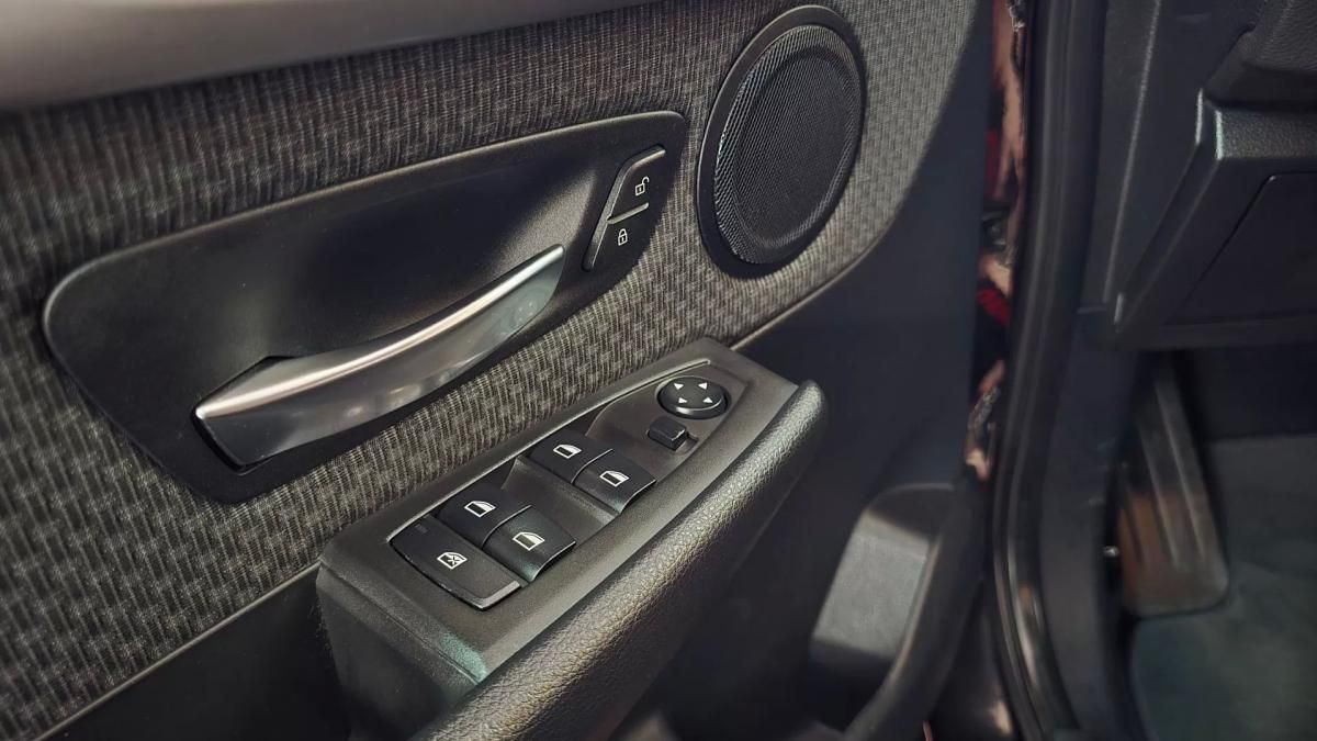 bmw-serie-2-2018-diesel-1496cc