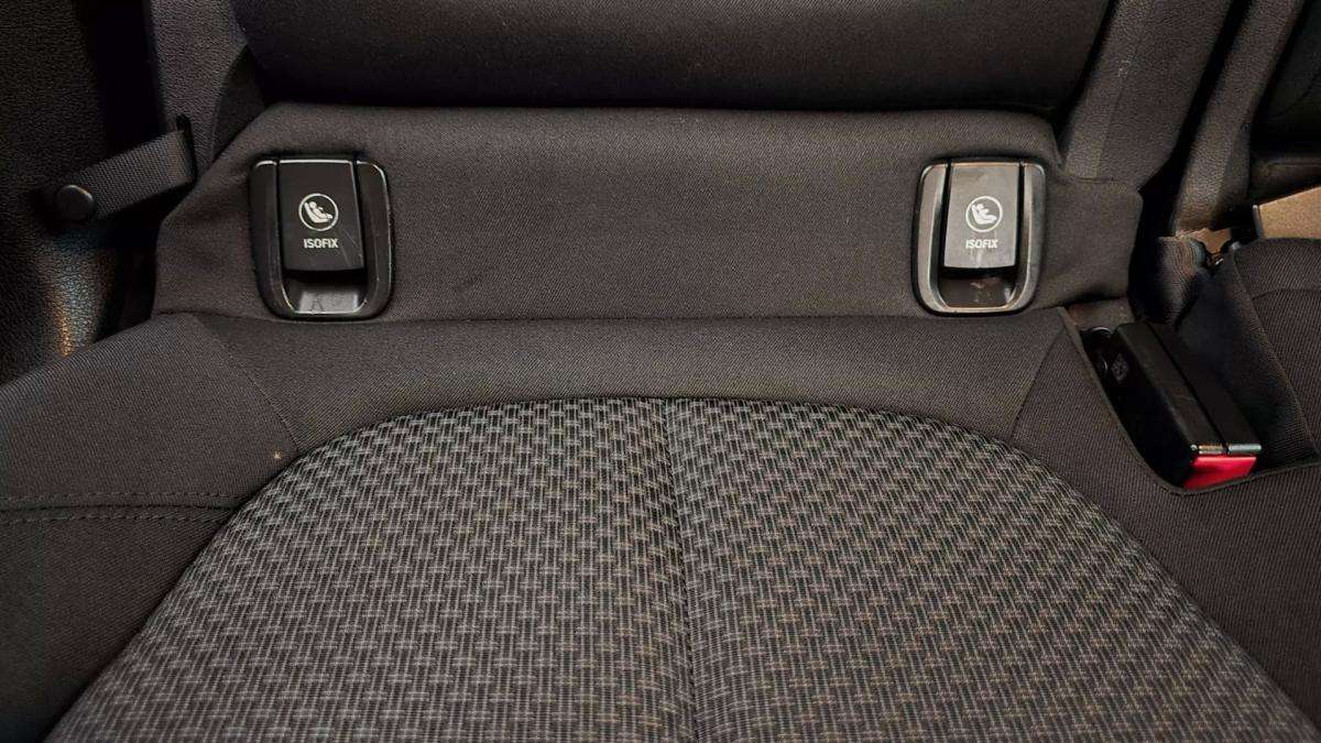 bmw-serie-2-2018-diesel-1496cc