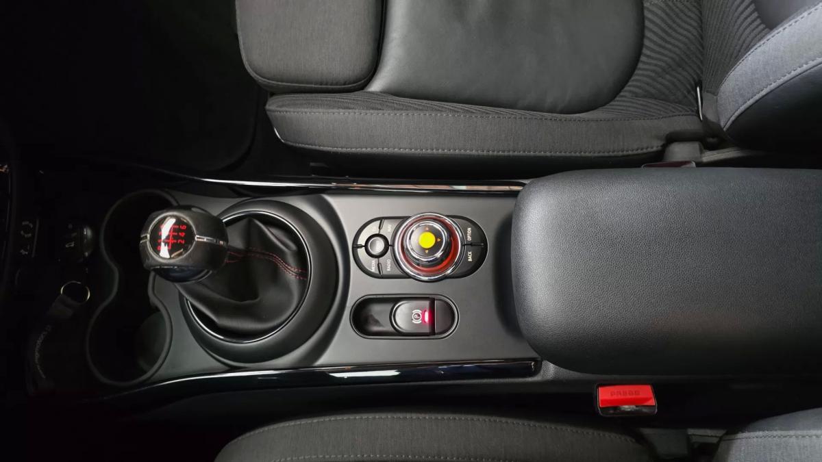 mini-clubman-2017-diesel-1496cc