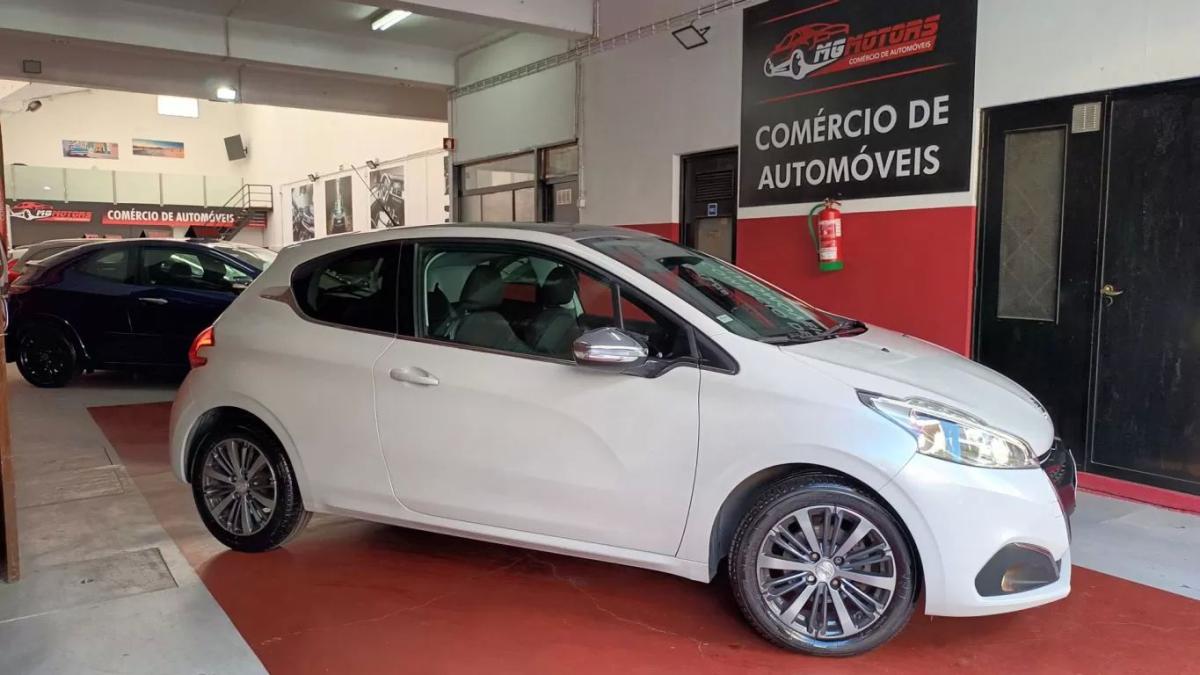 peugeot-208-2016-gasolina-1199cc