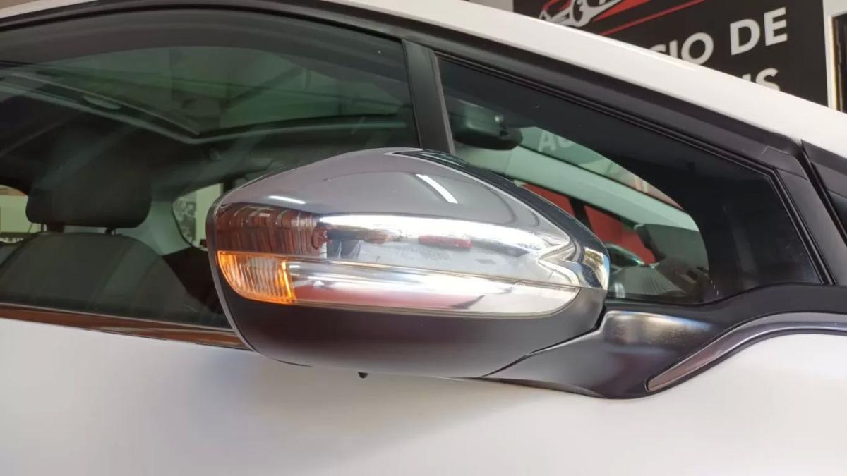 peugeot-208-2016-gasolina-1199cc