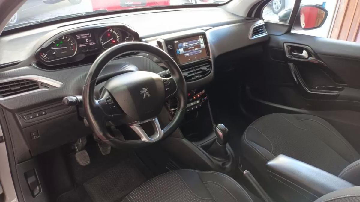 peugeot-208-2016-gasolina-1199cc