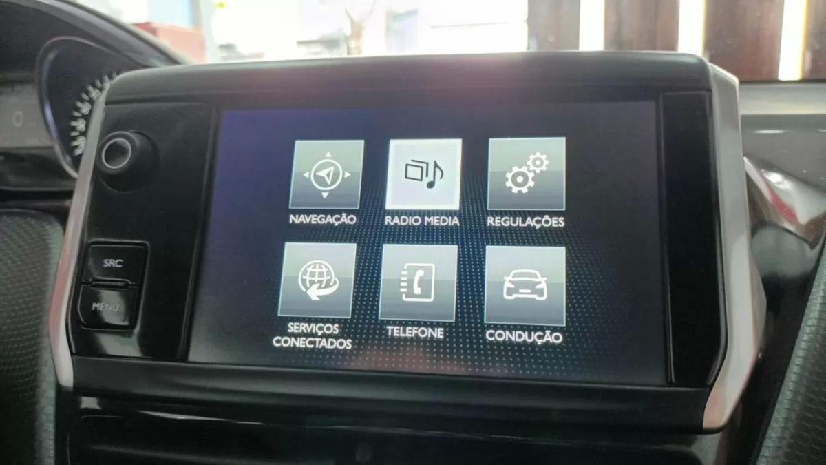 peugeot-208-2016-gasolina-1199cc