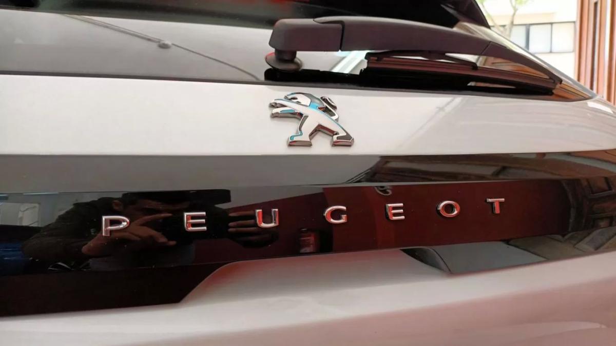 peugeot-e-208-2020-eletrico-200cc