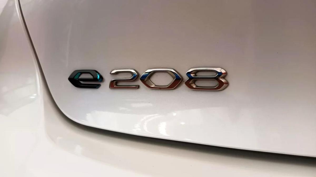 peugeot-e-208-2020-eletrico-200cc