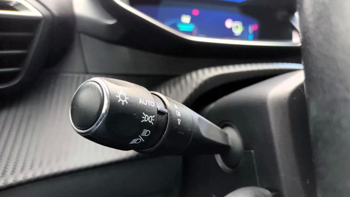 peugeot-e-208-2020-eletrico-200cc