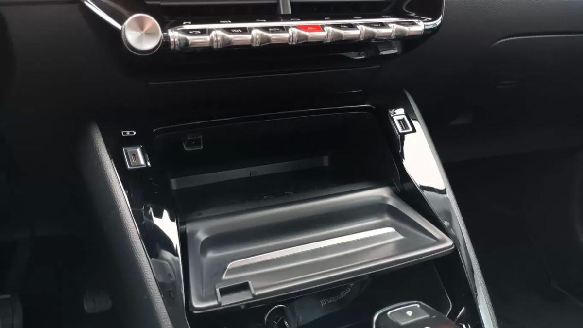 peugeot-e-208-2020-eletrico-200cc