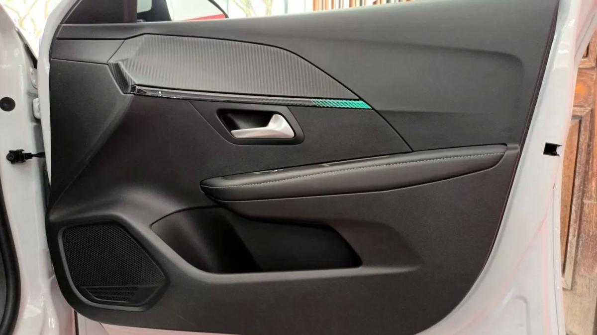 peugeot-e-208-2020-eletrico-200cc