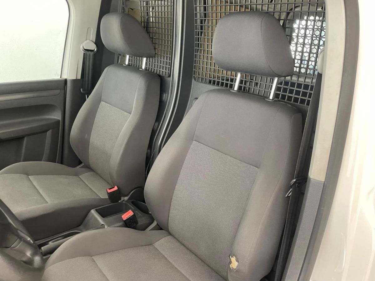 volkswagen-caddy-2015-diesel-1600cc