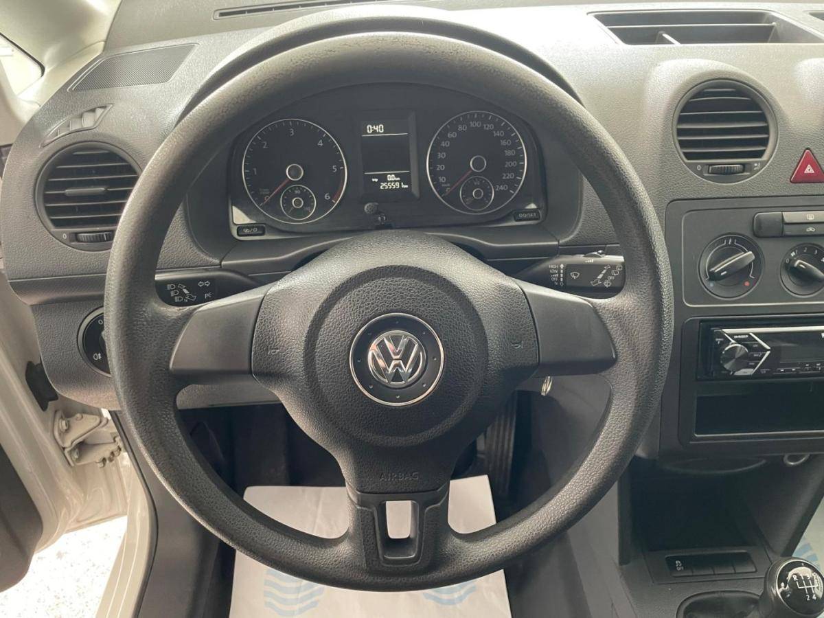 volkswagen-caddy-2015-diesel-1600cc