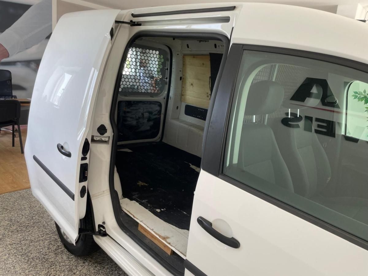 volkswagen-caddy-2015-diesel-1600cc