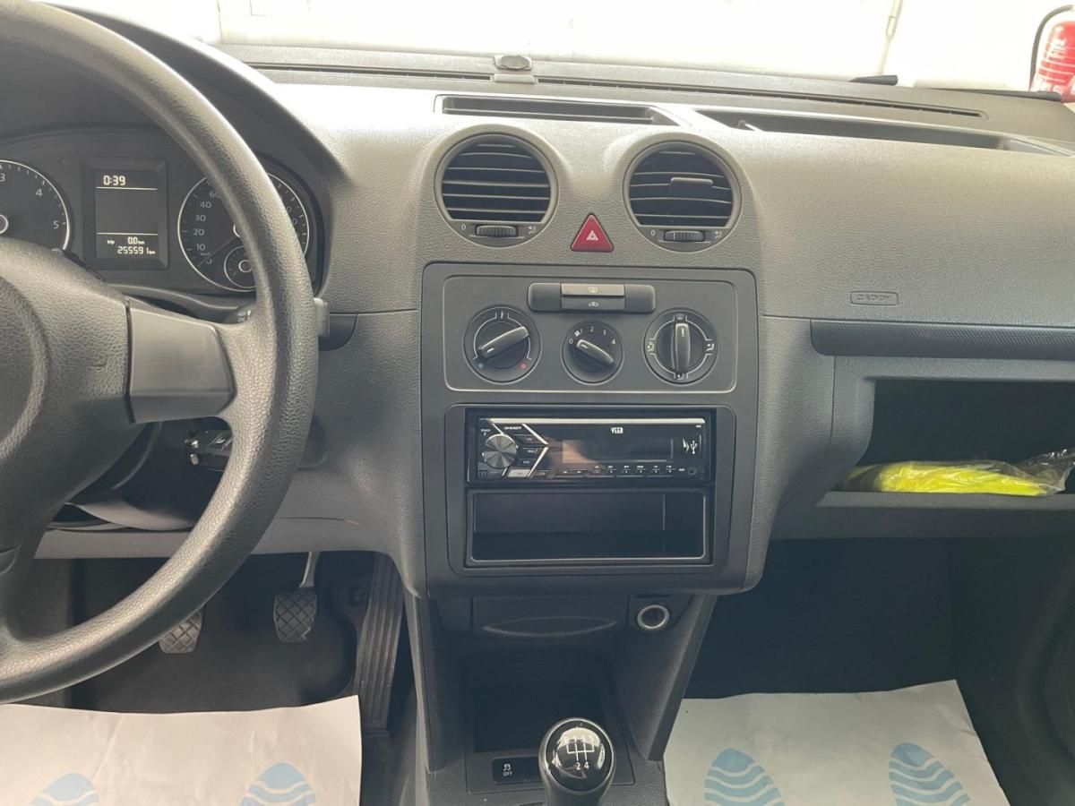 volkswagen-caddy-2015-diesel-1600cc