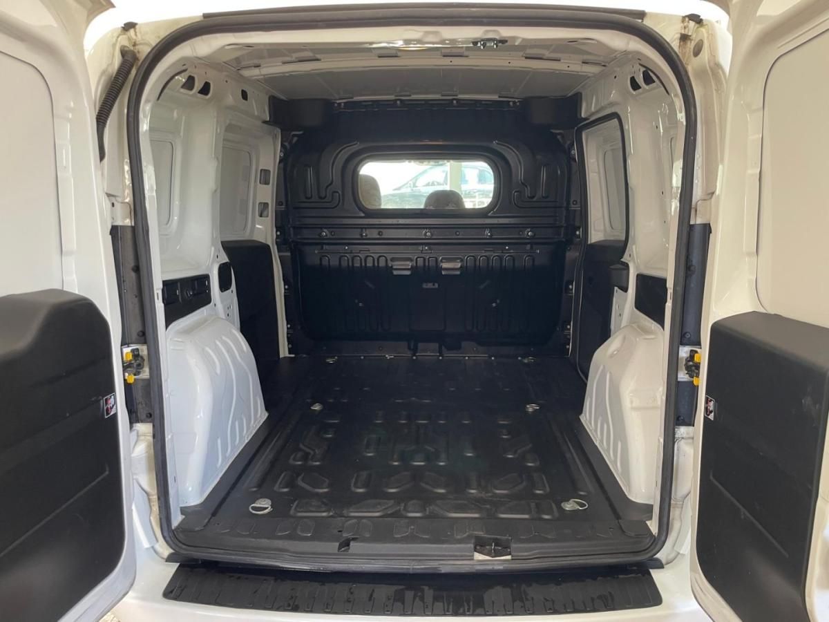 fiat-doblo-2022-diesel-1598cc