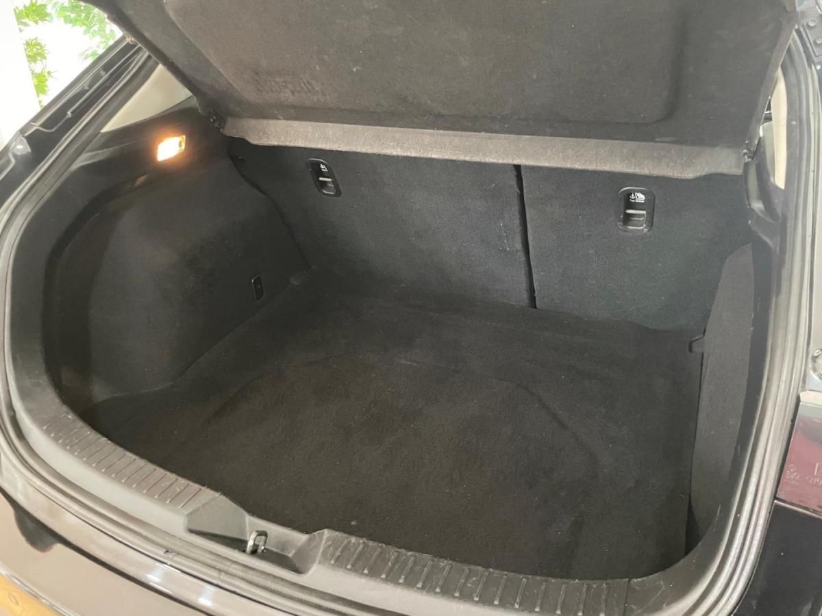 mazda-3-2017-diesel-1499cc