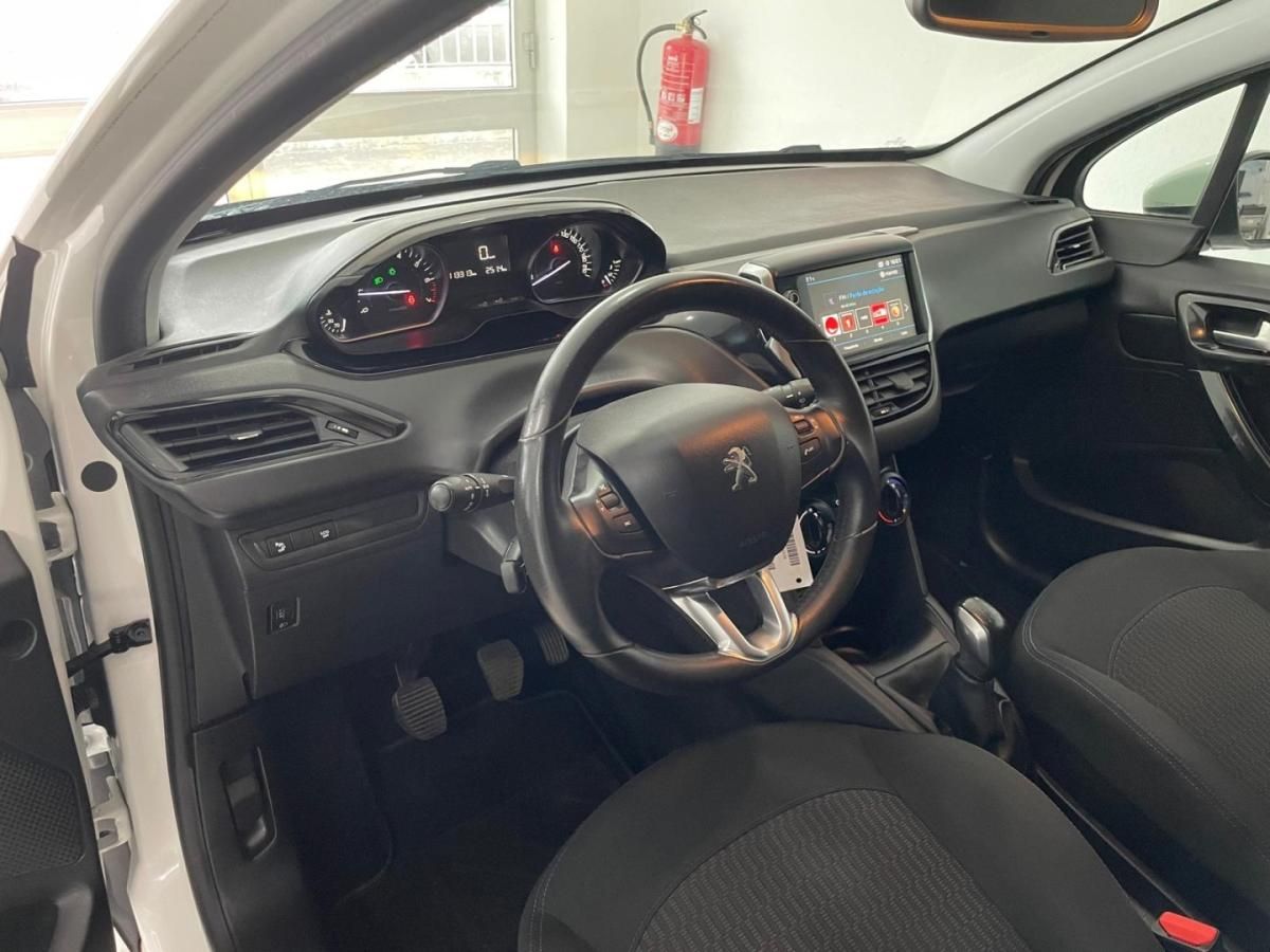 peugeot-208-2018-gasolina-1199cc