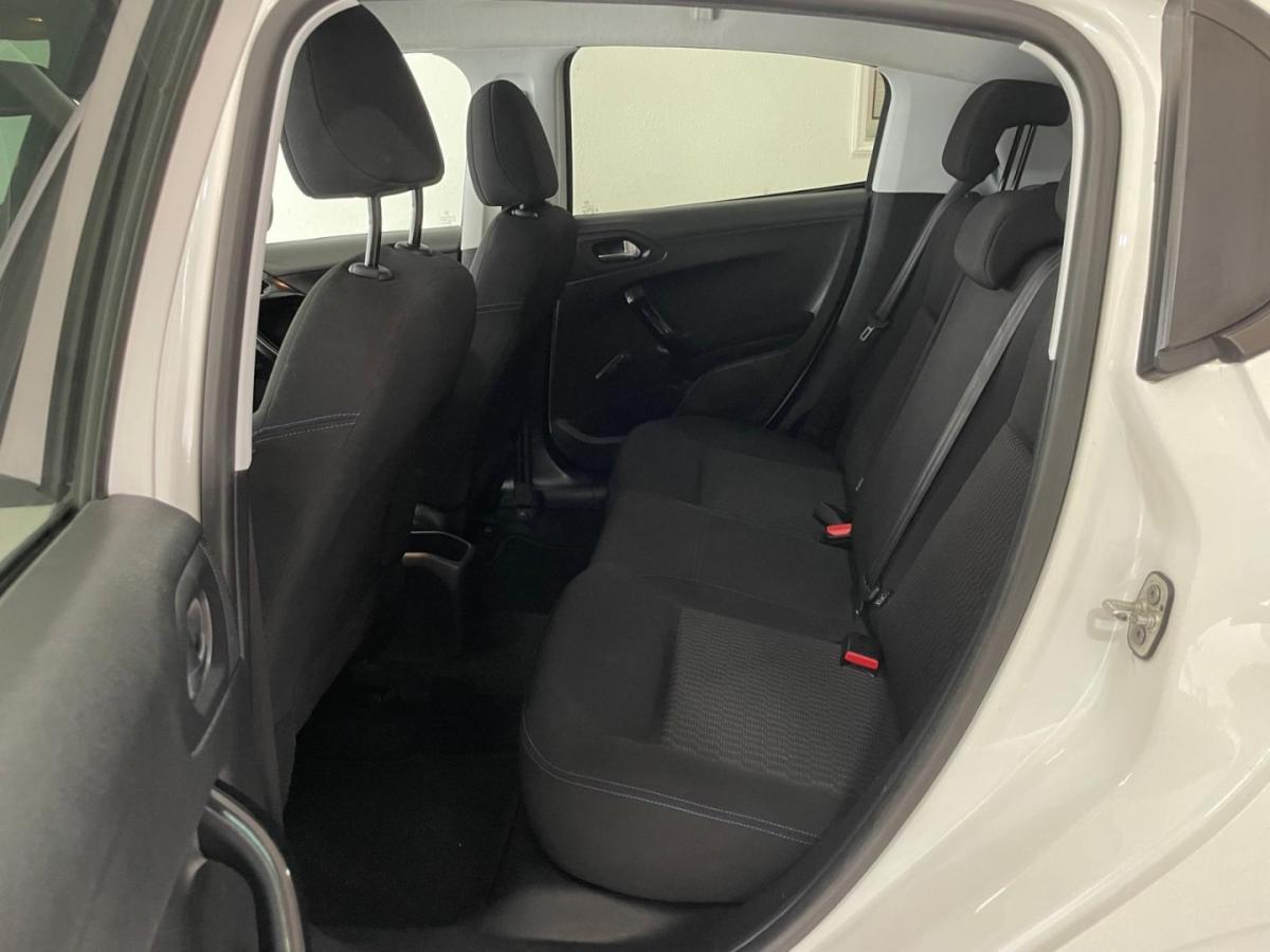 peugeot-208-2018-gasolina-1199cc