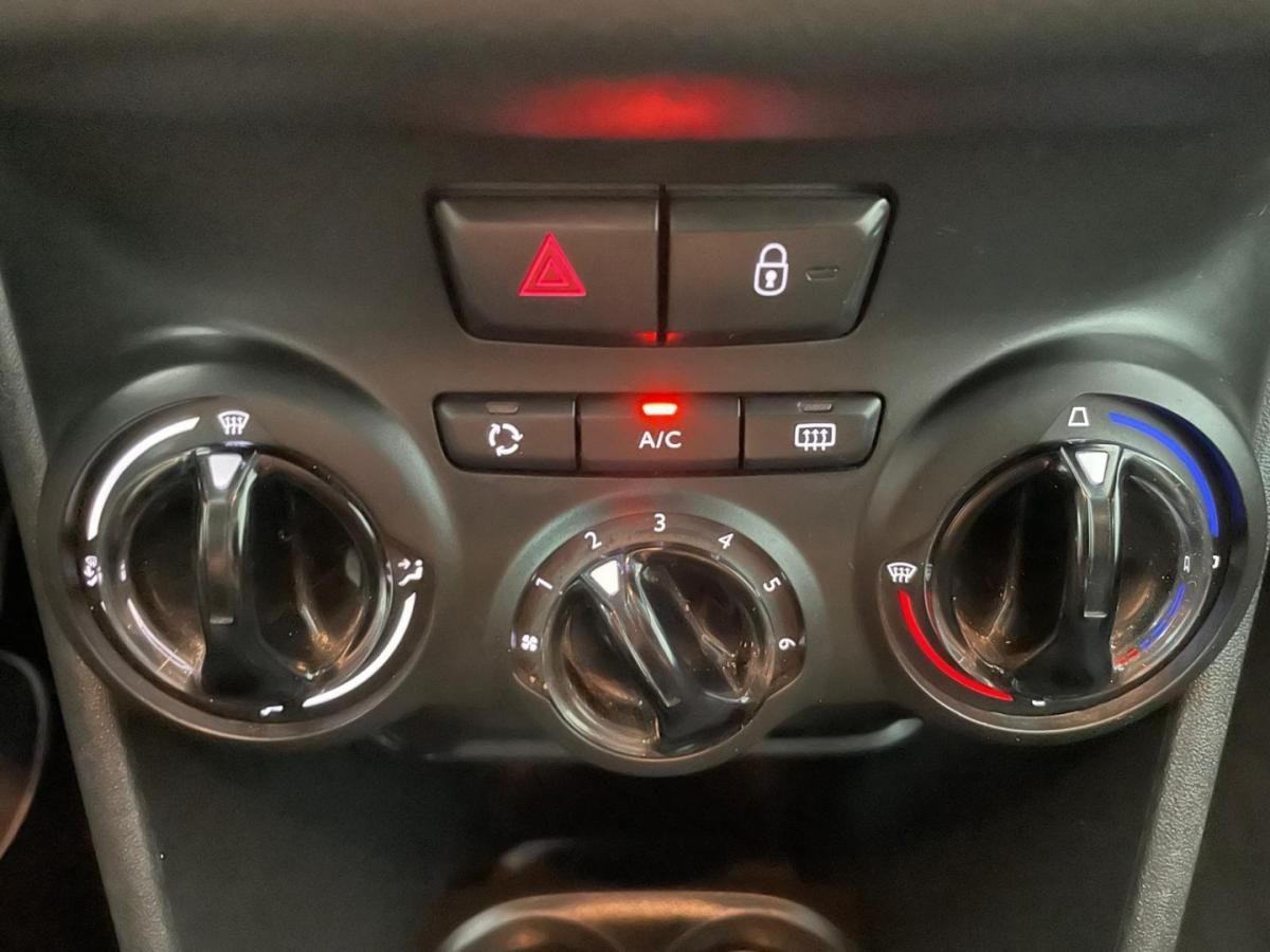 peugeot-208-2018-gasolina-1199cc
