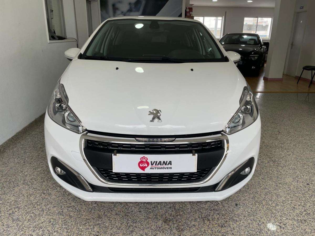 peugeot-208-2018-gasolina-1199cc