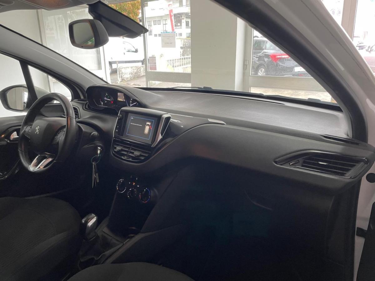 peugeot-208-2018-gasolina-1199cc