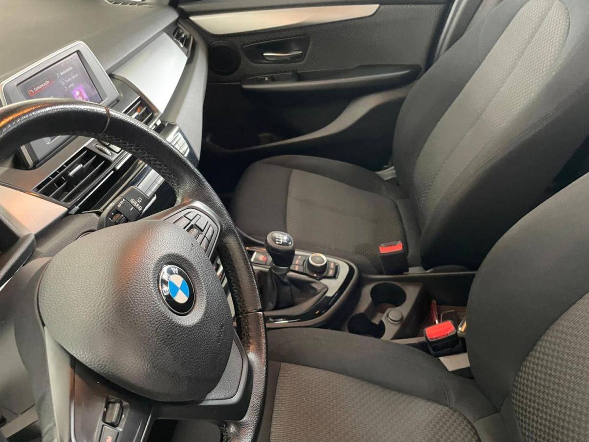 bmw-serie-2-2018-diesel-1496cc