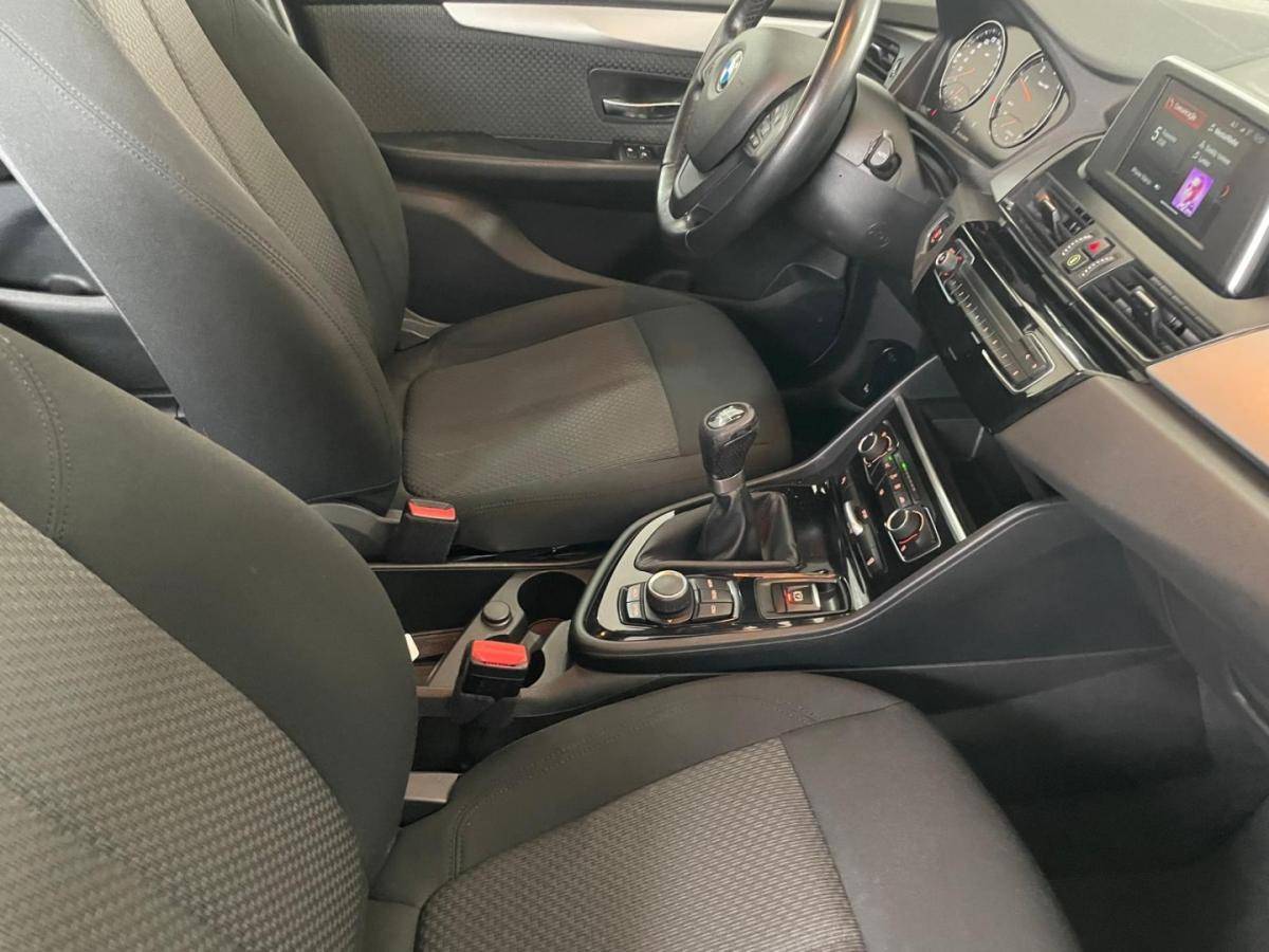 bmw-serie-2-2018-diesel-1496cc