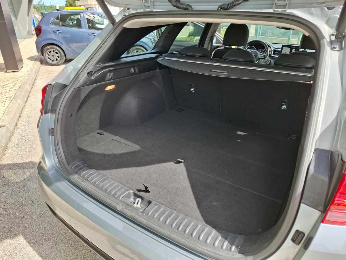 kia-ceed-1-6-crdi-2018-diesel-1598cc