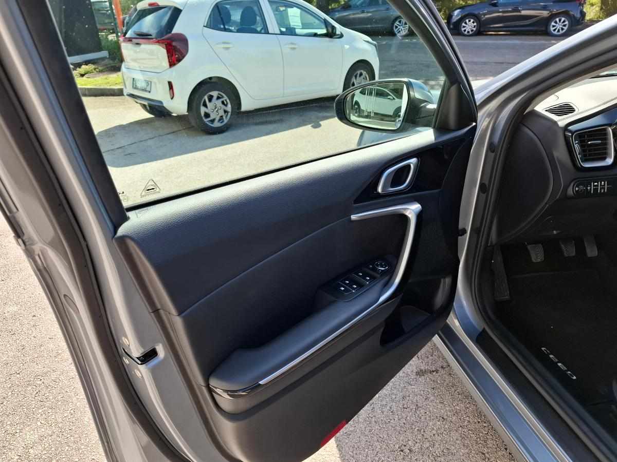 kia-ceed-1-0-t-gdi-2025-gasolina-998cc