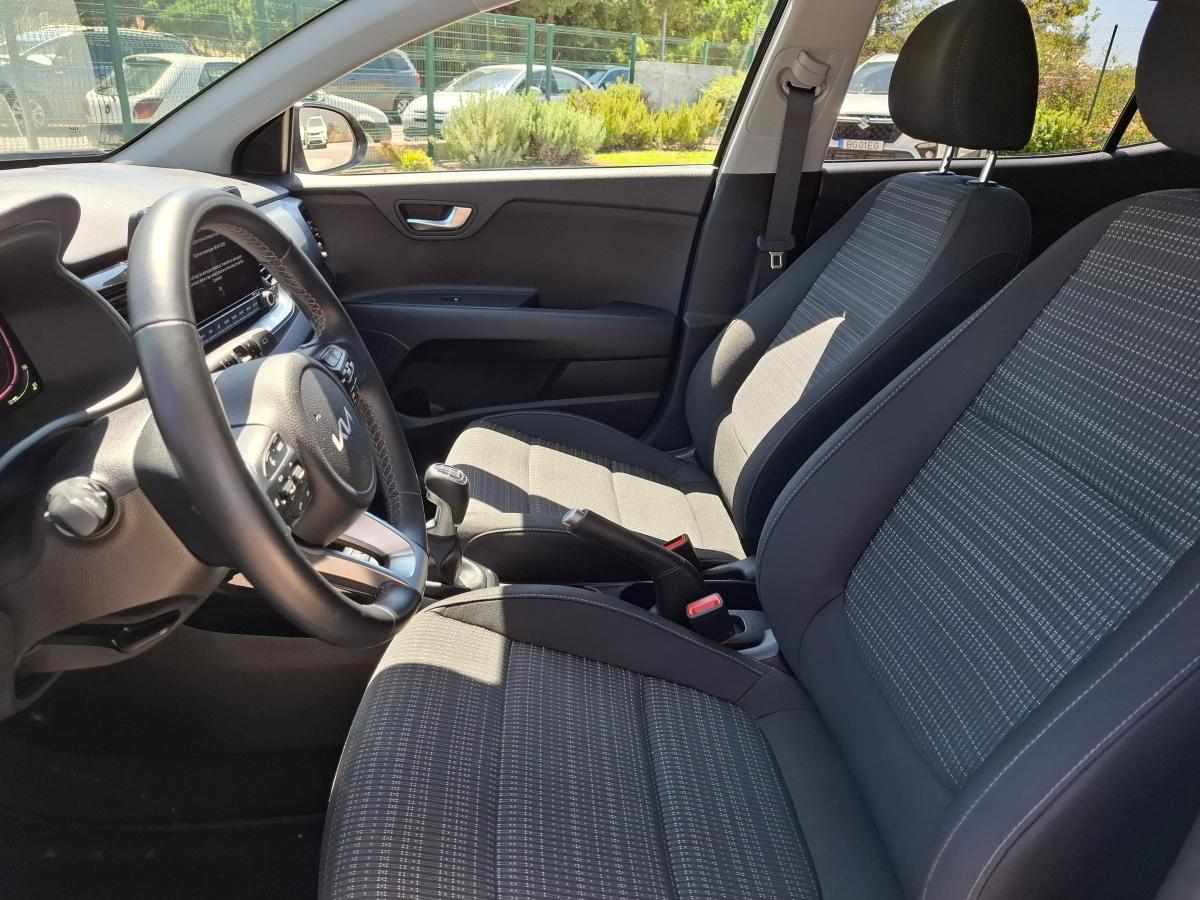 kia-stonic-1-0-t-gdi-2025-gasolina-998cc
