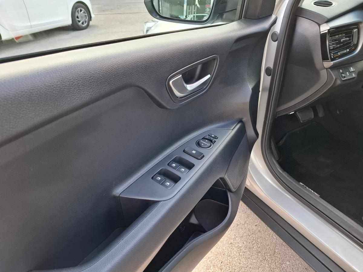 kia-stonic-1-0-t-gdi-2025-gasolina-998cc