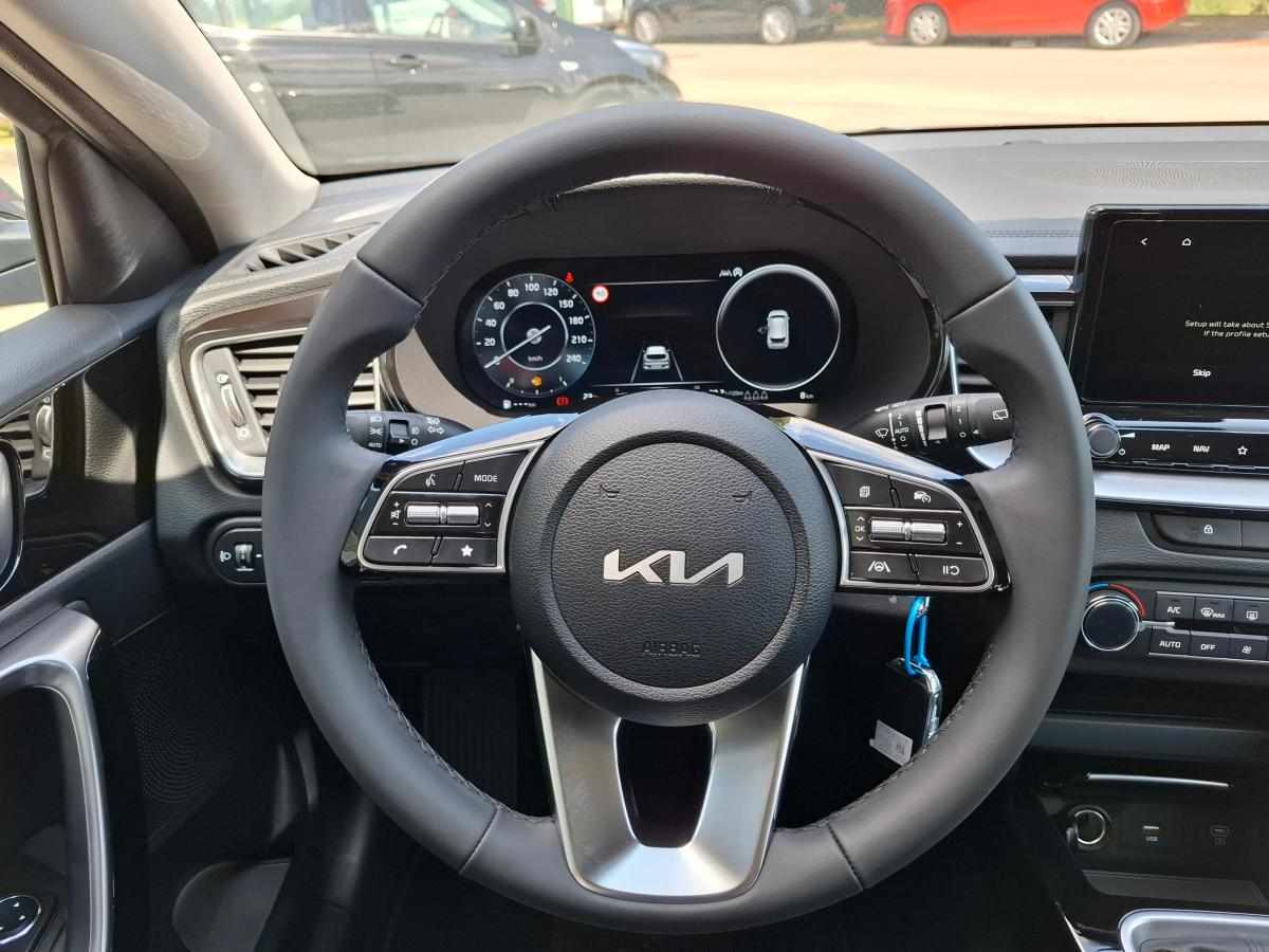 kia-ceed-1-0-t-gdi-2025-gasolina-998cc