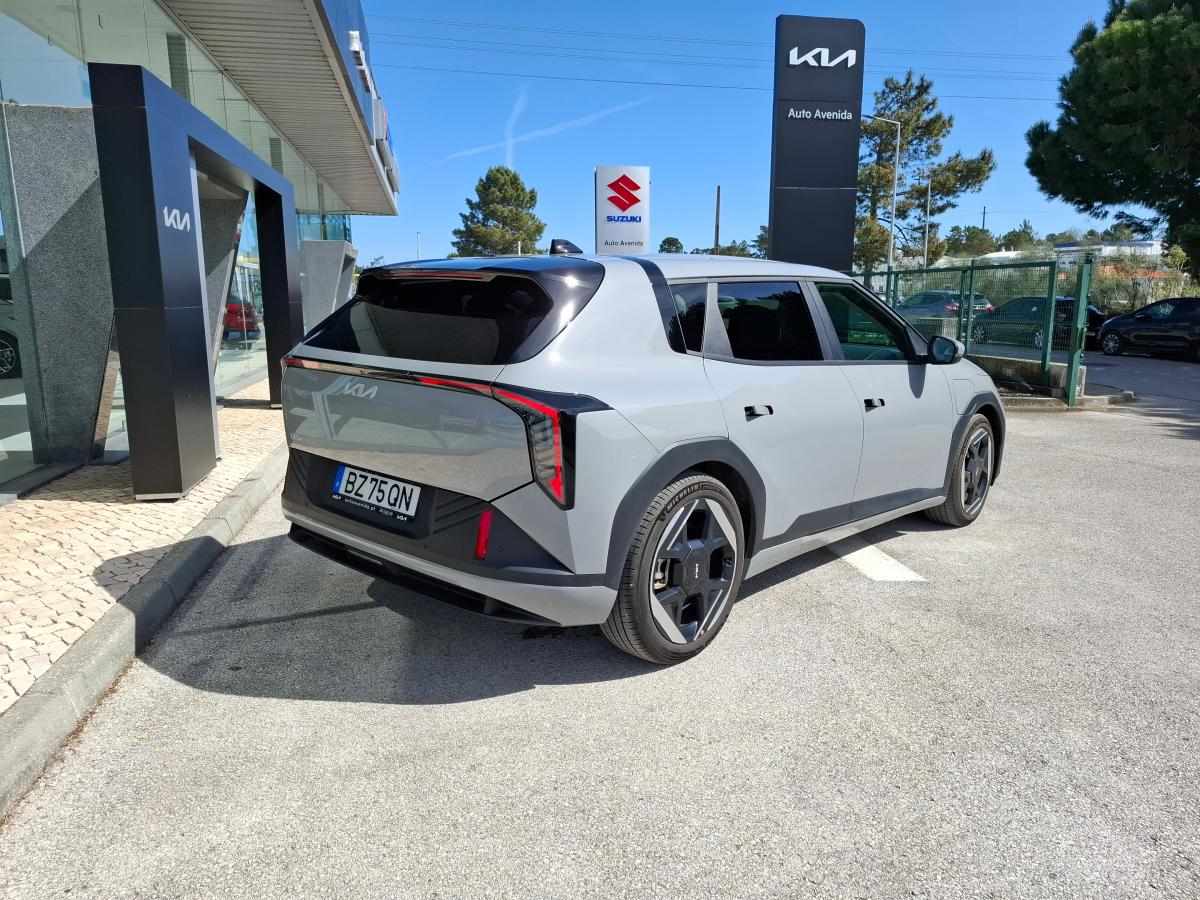 kia-ev4-81-4-kwh-tech-2025-eletrico