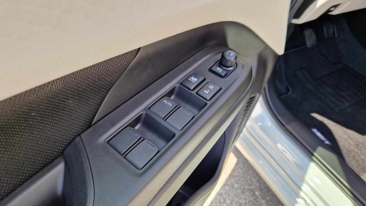 suzuki-swift-1-2-dualjetshvs-2024-gasolina-1197cc