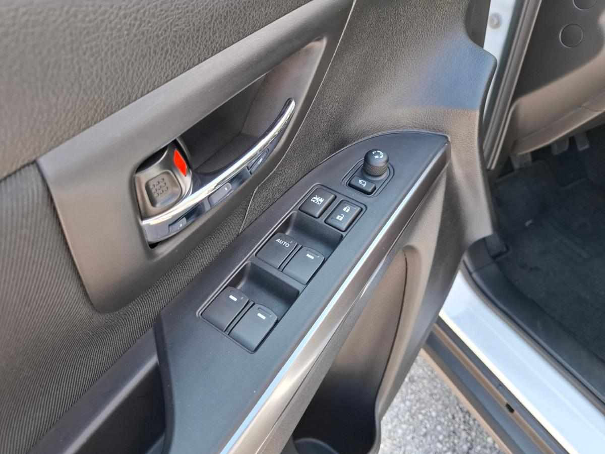 suzuki-sx4-1-4-boosterjet-2023-gasolina-1373cc