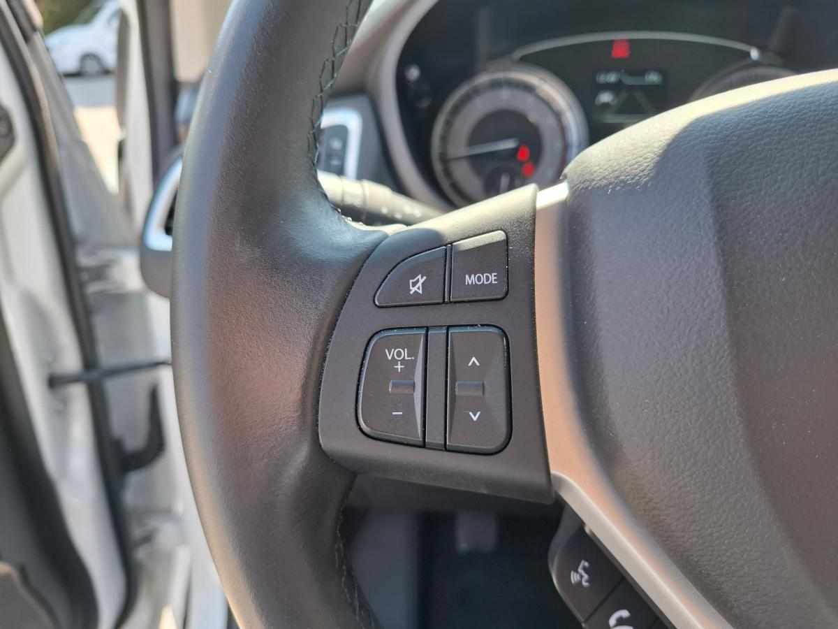 suzuki-sx4-1-4-boosterjet-2023-gasolina-1373cc