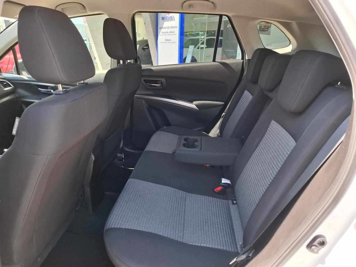 suzuki-sx4-1-4-boosterjet-2023-gasolina-1373cc