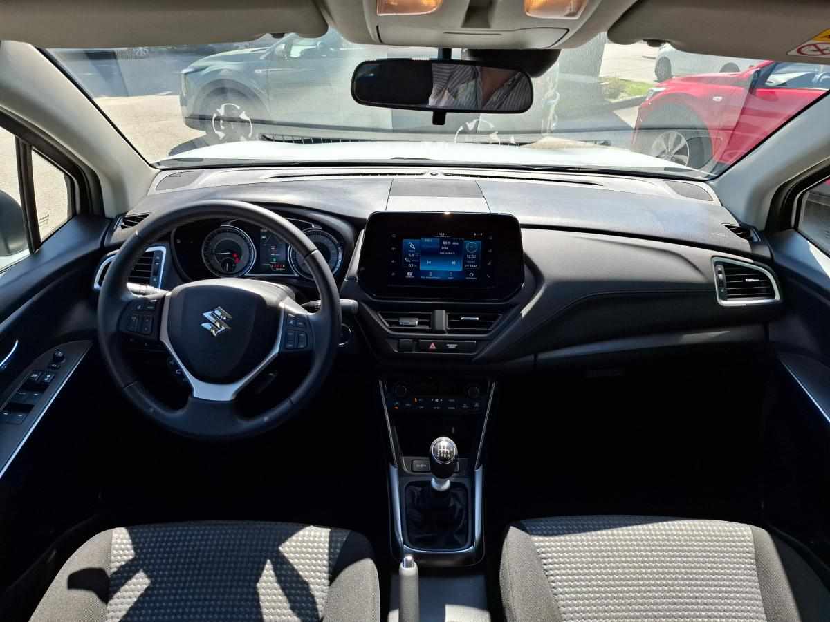 suzuki-sx4-1-4-boosterjet-2023-gasolina-1373cc
