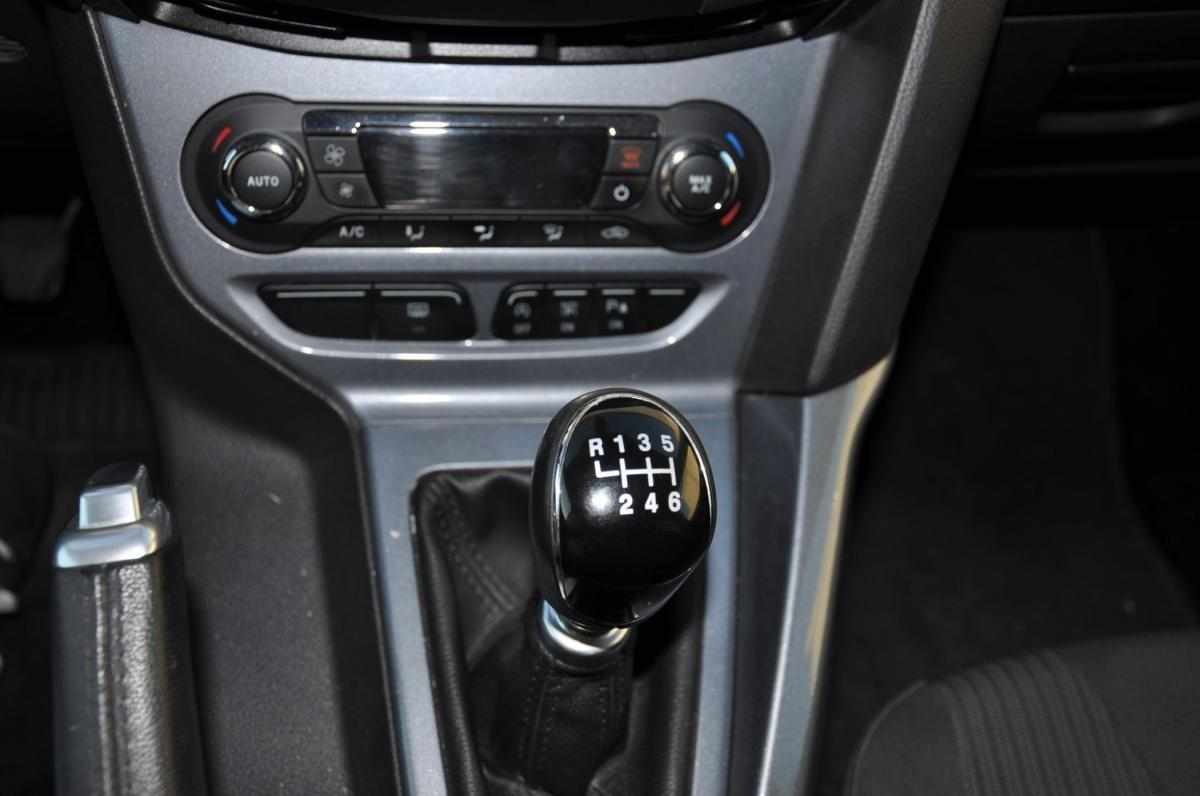 ford-focus-2014-diesel-1560cc