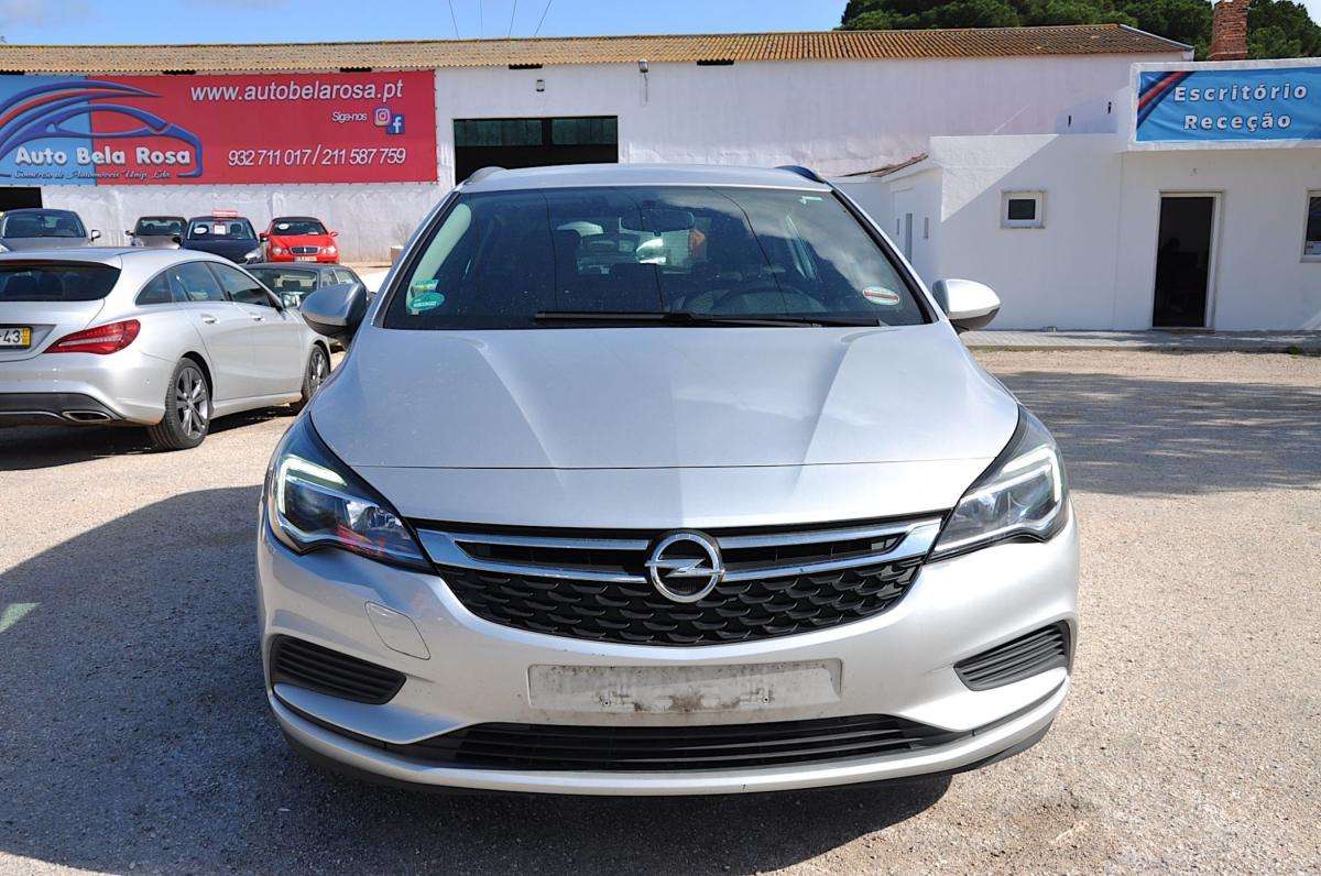 opel-astra-sport-tourer-2017-diesel-1598cc