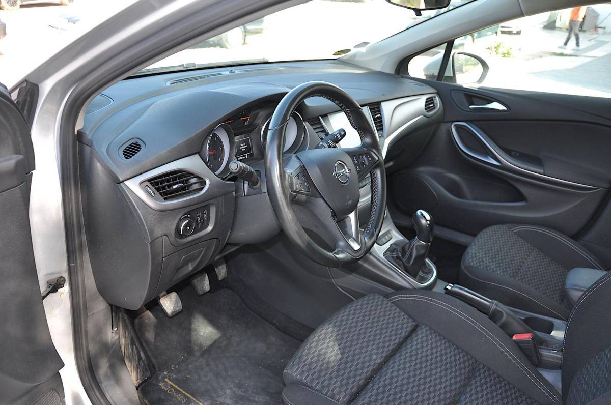 opel-astra-sport-tourer-2017-diesel-1598cc