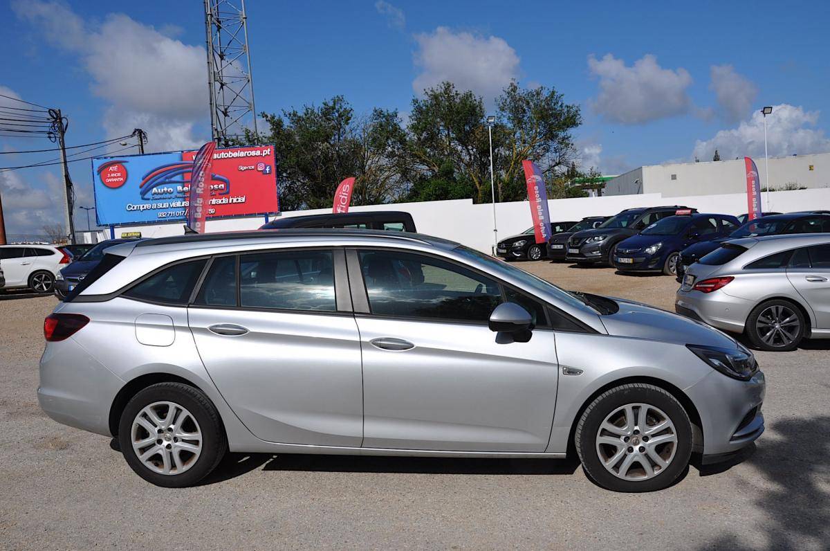 opel-astra-sport-tourer-2017-diesel-1598cc
