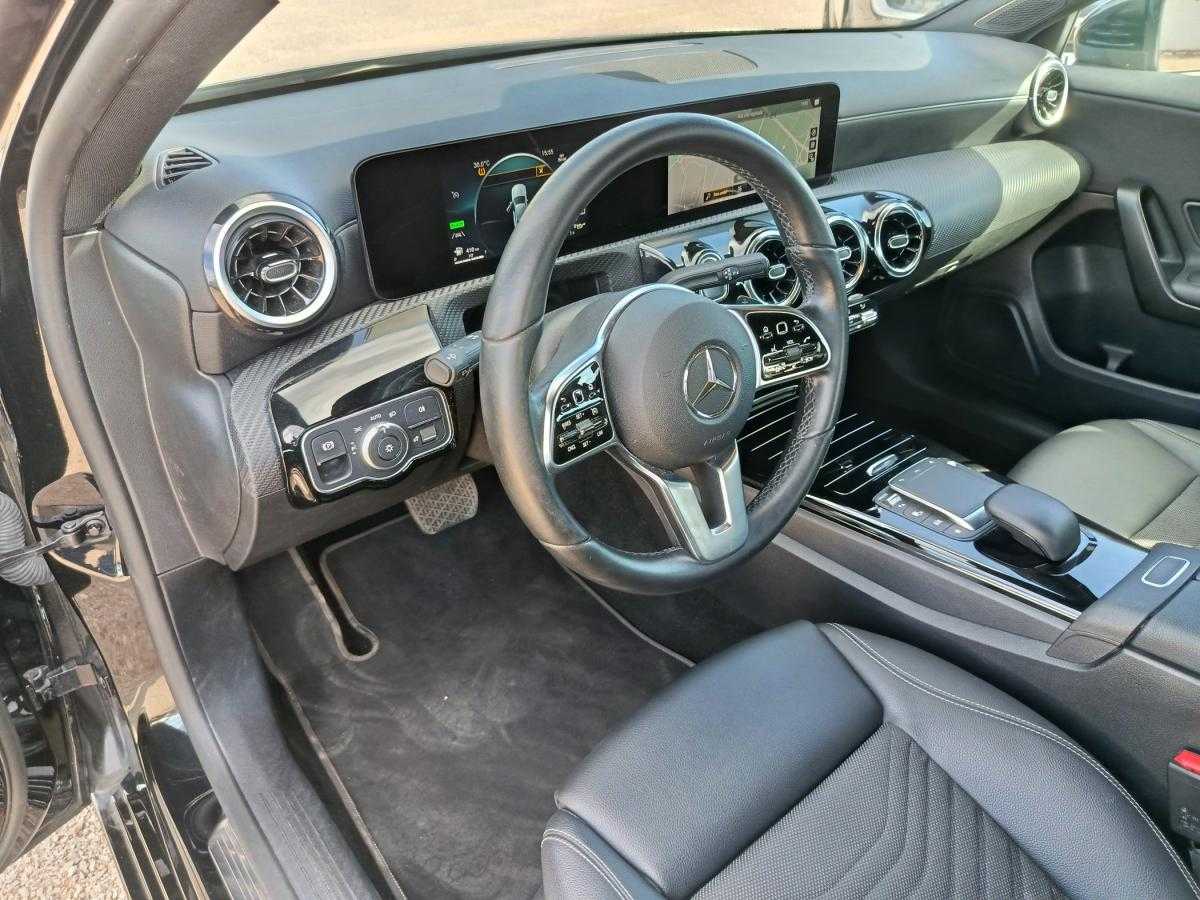 mercedes-benz-classe-a-2022-hibrido-a-gasolina-1332cc