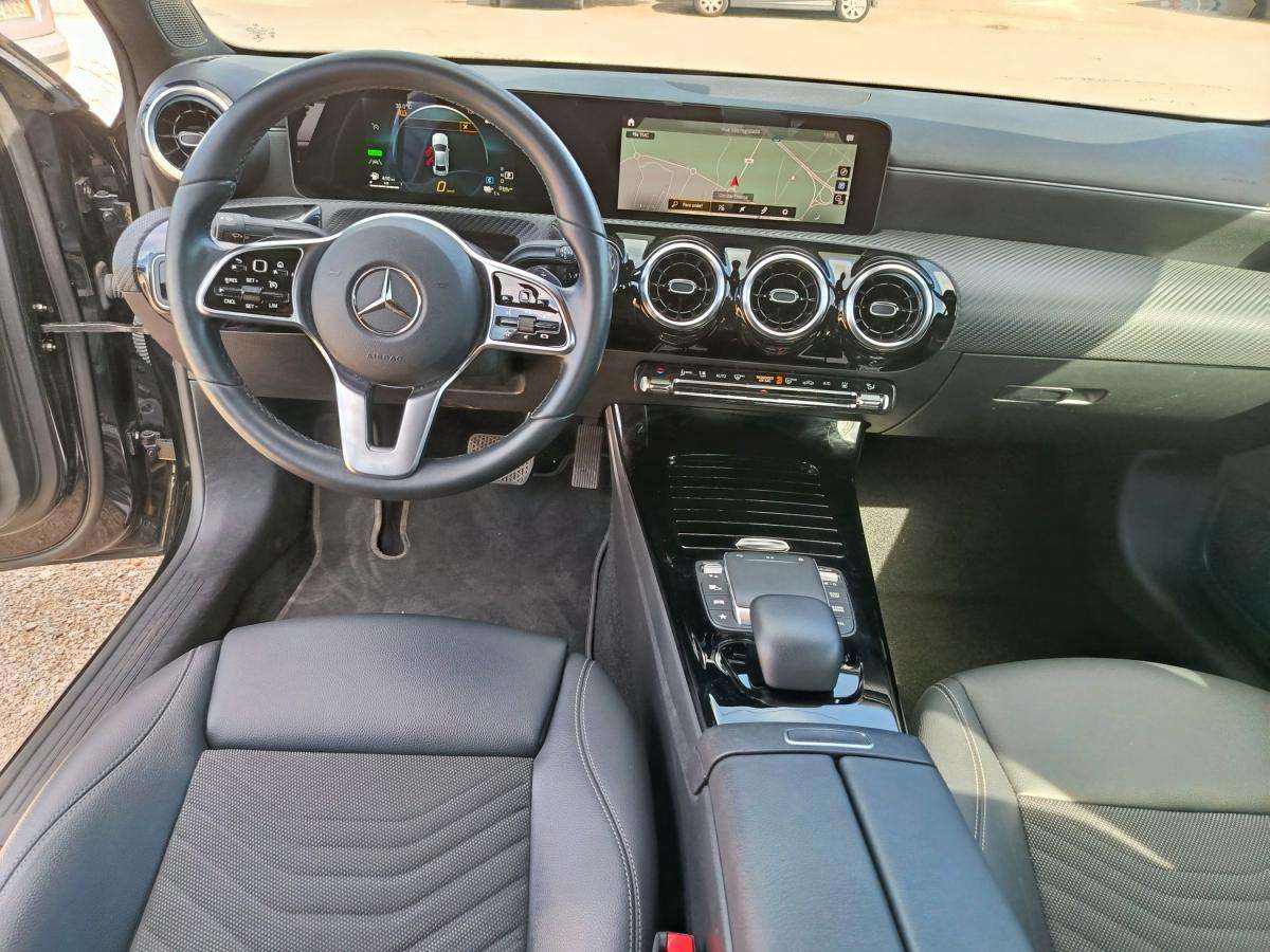 mercedes-benz-classe-a-2022-hibrido-a-gasolina-1332cc