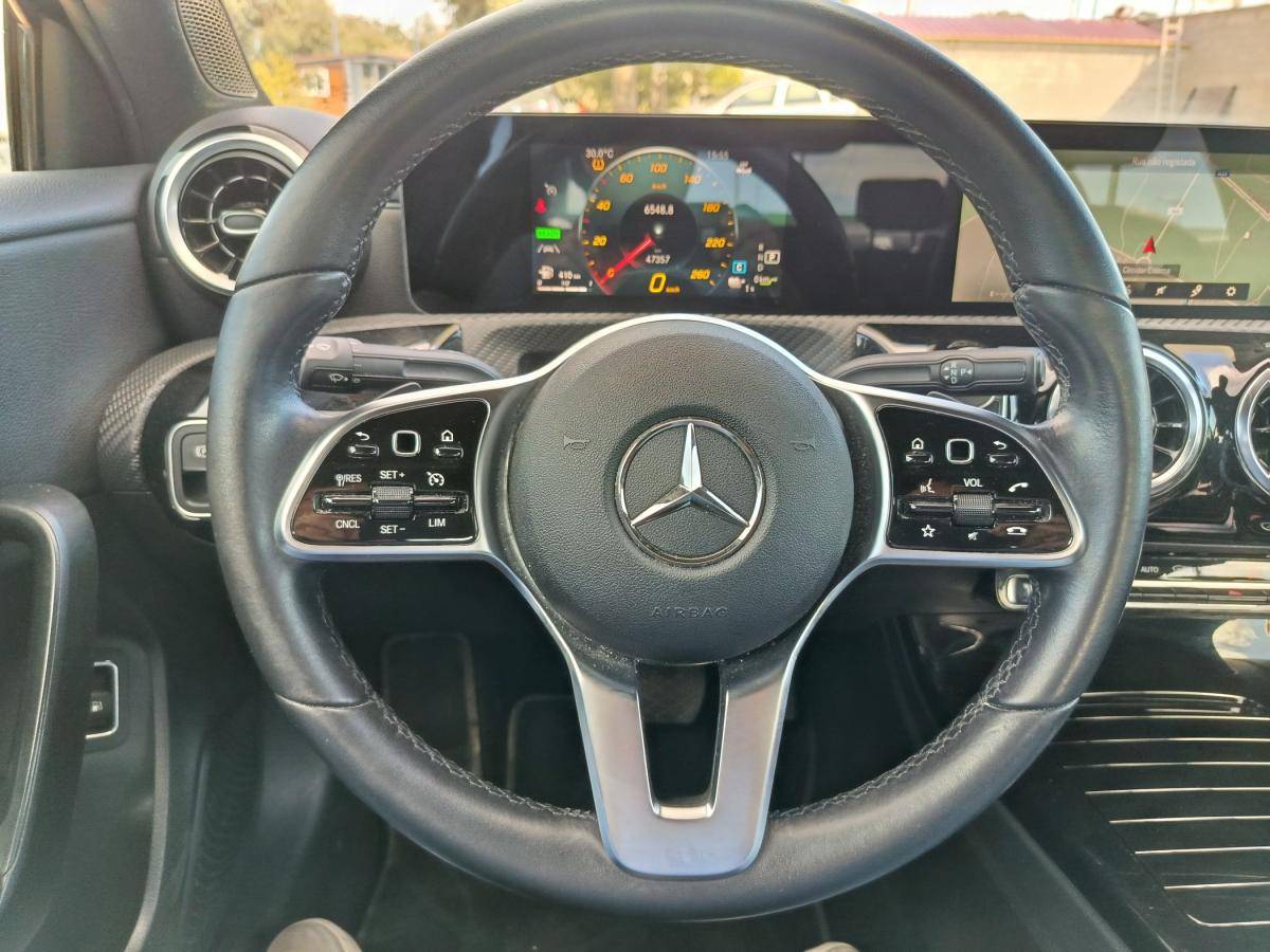 mercedes-benz-classe-a-2022-hibrido-a-gasolina-1332cc