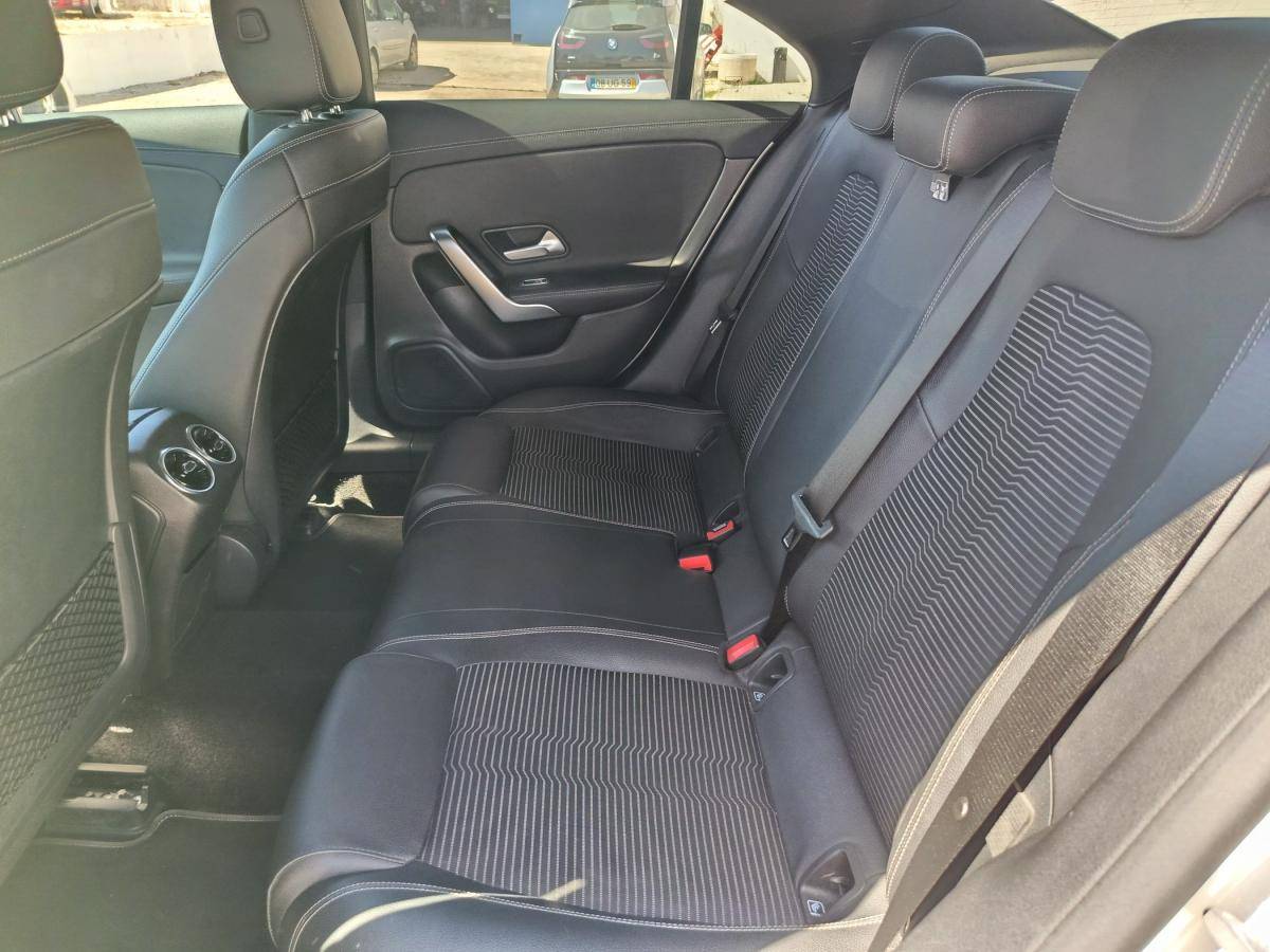 mercedes-benz-cla-2019-diesel-1950cc