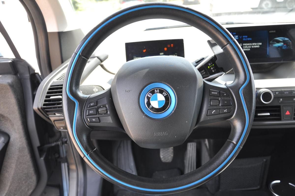 bmw-i3-2014-eletrico-500cc